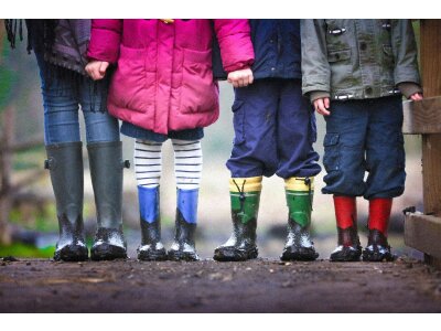 Наліпки з дитячими мотивами