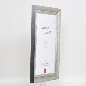 Efektný rám z masívneho dreva profil 28 strieborný 10x15 cm antireflexné sklo