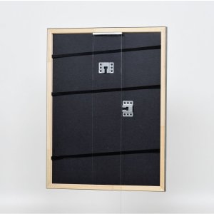 Efektný drevený rám profil 2070 múzejné sklo 13x18 cm strieborný