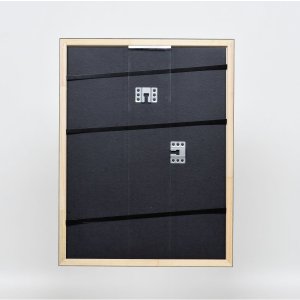 Efektný drevený rám profil 2070 múzejné sklo 13x18 cm strieborný