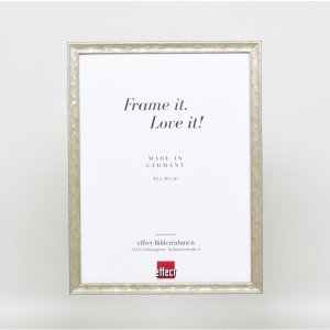 Efektný drevený rám profil 2070 múzejné sklo 13x18 cm strieborný