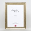 Efektný rám z masívneho dreva profil 28 zlatý 20x28 cm antireflexné sklo