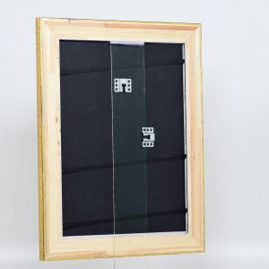 Efektný drevený rám profil 95 zlatý 20x30 cm normálne sklo