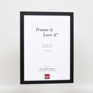 Efektný drevený rám profil 33 čierny 23x70 cm antireflexné sklo