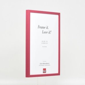 Efektný drevený rám profil 35 červená 25x30 cm antireflexné sklo