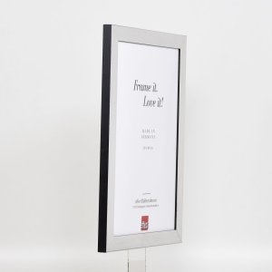 Efektný obrazový rám 2311 strieborný vysoký lesk 25x30 cm antireflexné sklo