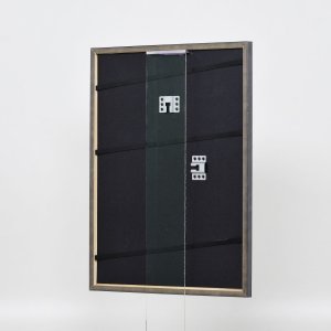 Efektný rám z masívneho dreva profil 25 sivý 25x60 cm antireflexné sklo