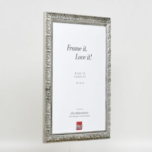 Efektný drevený rám profil 94 strieborný 25x80 cm antireflexné sklo