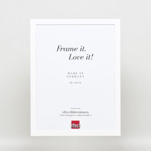 Efektný drevený rám profil 2210 biely 30x30 cm antireflexné sklo