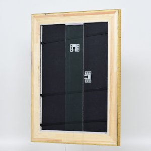 Efektný drevený rám profil 95 zlatý 50x60 cm antireflexné sklo