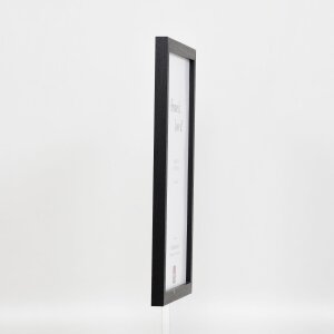 Efektný drevený rám profil 33 čierny 9x13 cm múzejné sklo