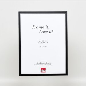 Efektný rám na obrazy z masívneho dreva profil 39 čierny 25x70 cm normálne sklo