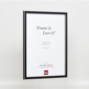 Efektný rám na obrazy z masívneho dreva profil 39 čierny 25x70 cm normálne sklo