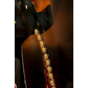 Mauro Ferretti Obraz na plátnu ILLUMY s rámikom 62x3,5x92 cm, elegantná žena v lesklom šate